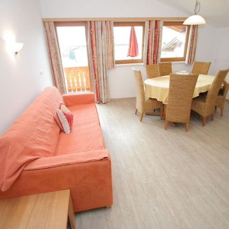Spacious Holiday Flat Close To The Ski Area Uderns Exterior photo