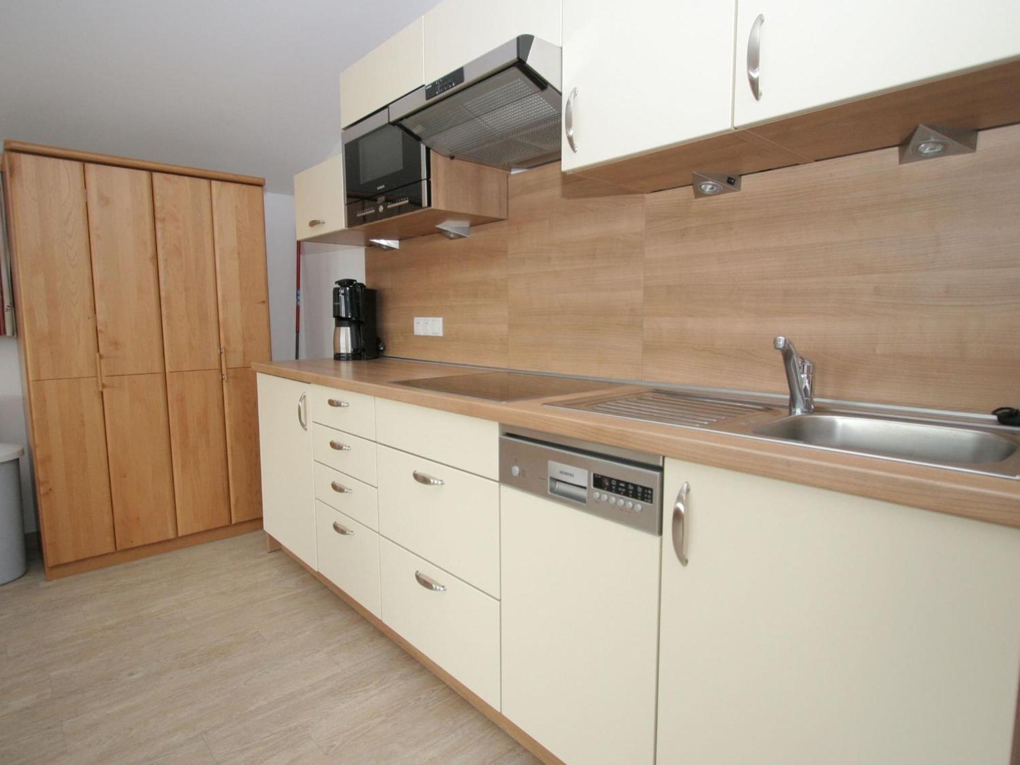 Spacious Holiday Flat Close To The Ski Area Uderns Exterior photo
