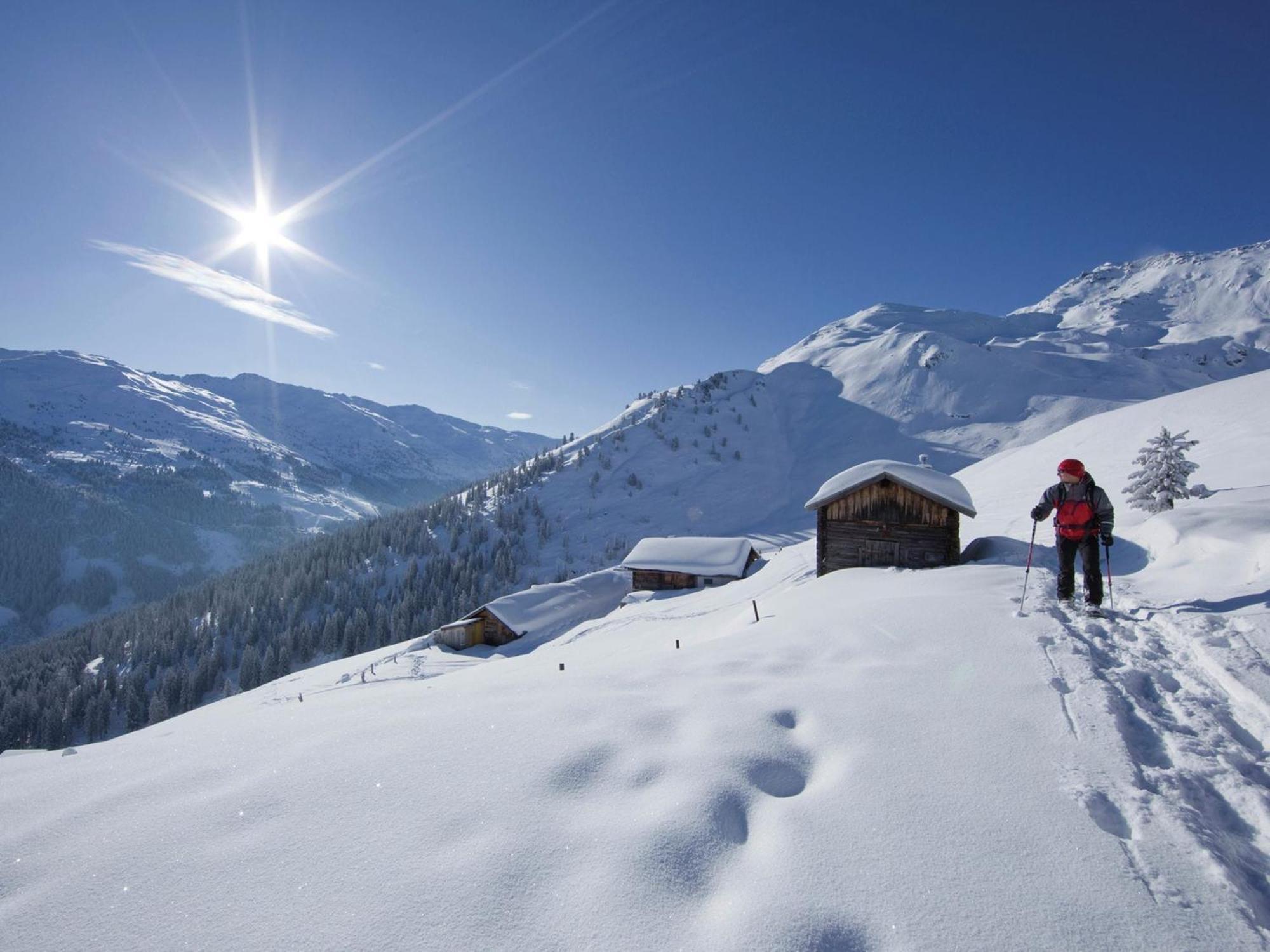 Spacious Holiday Flat Close To The Ski Area Uderns Exterior photo