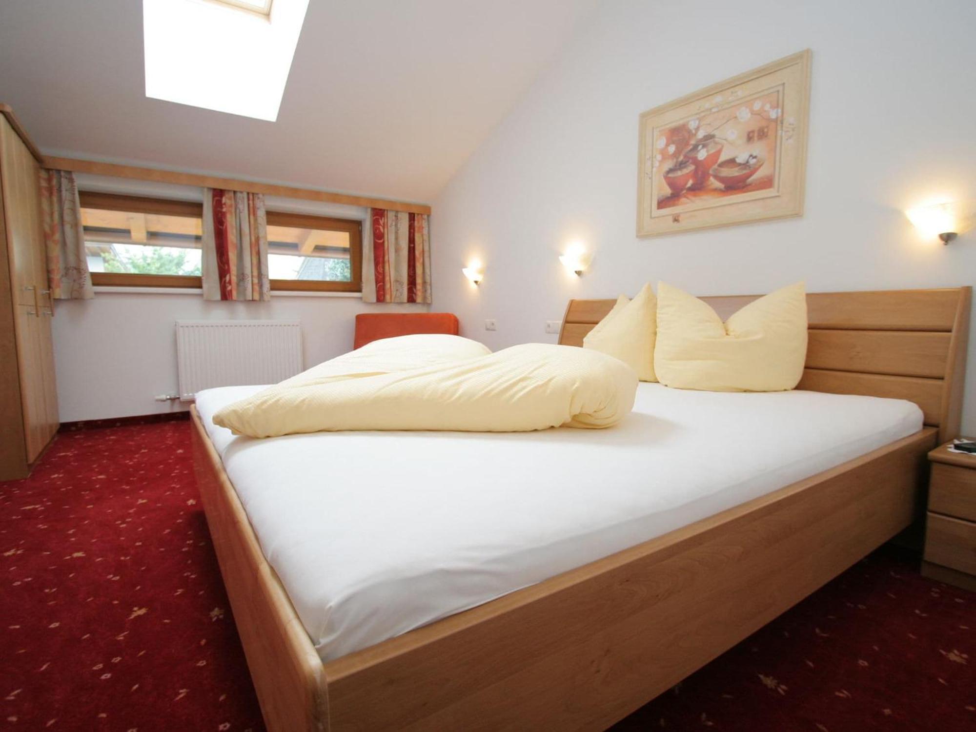 Spacious Holiday Flat Close To The Ski Area Uderns Exterior photo